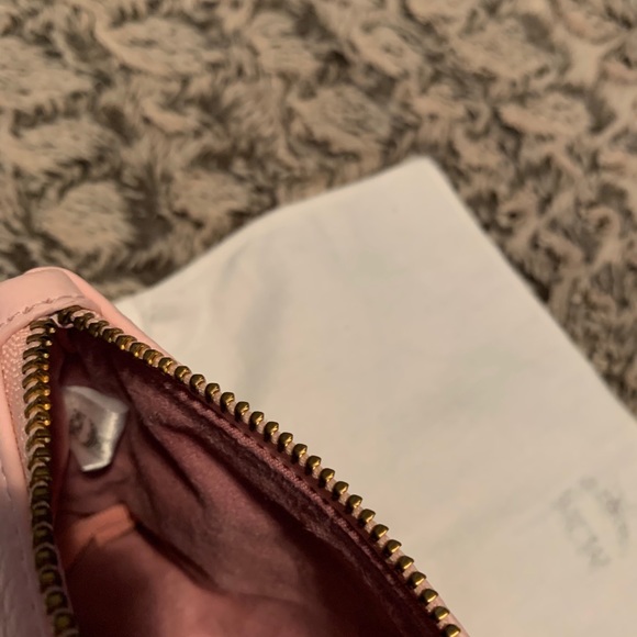 NEW- authentic MCM worldwide pink pouch - Picture 5 of 5